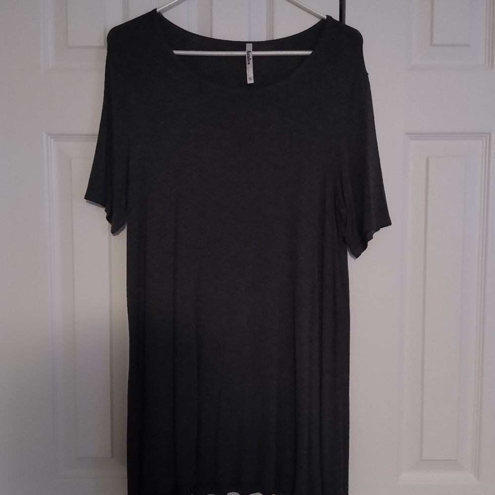 Flowy tunic-dark Heather gray